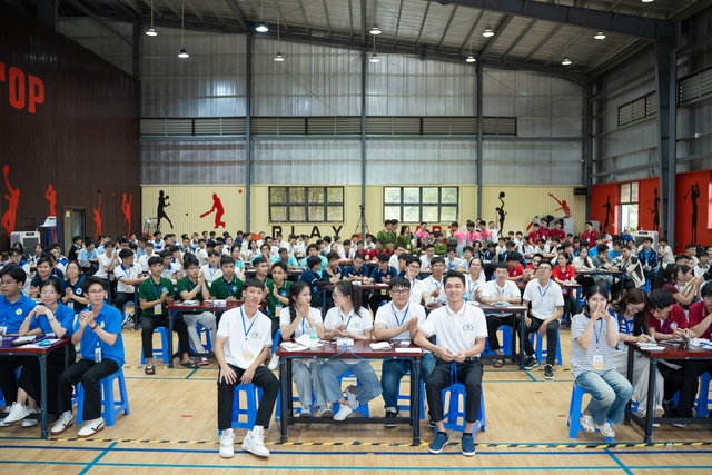 MIT University tổ chức thành công Kỳ thi Olympic Vật lý Sinh viên Toàn quốc 2025 - Ảnh 3.