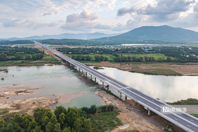 Ngắm cao tốc Quảng Ngãi – Hoài Nhơn trước ngày thông xe- Ảnh 12. Ngắm cao tốc Quảng Ngãi – Hoài Nhơn trước ngày thông xe- Ảnh 12.