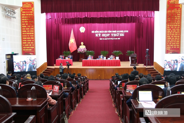 Cần ưu tiên sớm bố trí khu tái định cư cho người dân miền Tây xứ Nghệ sau bão lũ- Ảnh 1. Cần ưu tiên sớm bố trí khu tái định cư cho người dân miền Tây xứ Nghệ sau bão lũ- Ảnh 1.