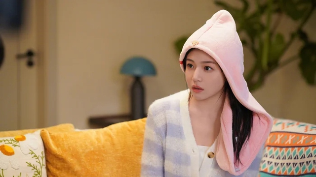 Nữ diễn viên Trần Nghiên Hy "tái xuất" mạnh mẽ sau ly hôn- Ảnh 4. Nữ diễn viên Trần Nghiên Hy "tái xuất" mạnh mẽ sau ly hôn- Ảnh 4.