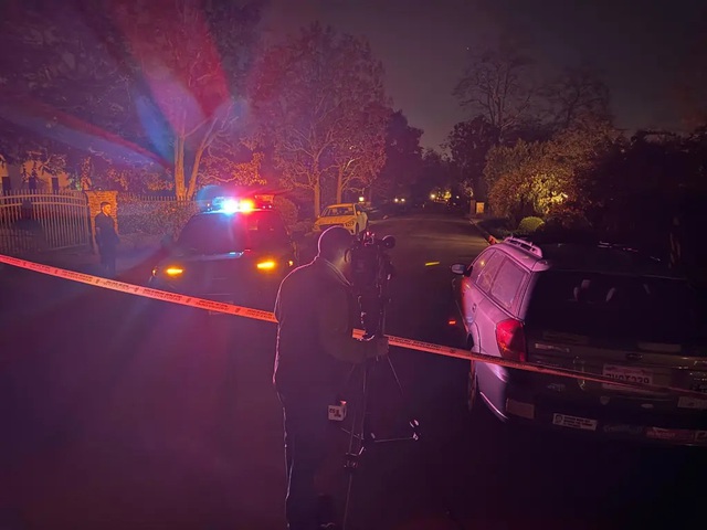 Đạo diễn nổi tiếng và vợ bị đâm chết tại nhà riêng - Ảnh 2. Đạo diễn nổi tiếng và vợ bị đâm chết tại nhà riêng - Ảnh 2.