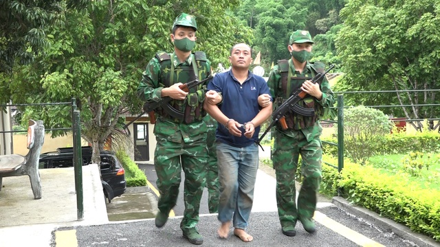 B&agrave;i 1: Cuộc chiến chống ma t&uacute;y ở v&ugrave;ng bi&ecirc;n xứ Thanh: Những người ở tuyến đầu kh&oacute;i lửa   - Ảnh 4.