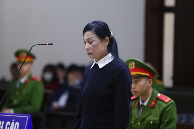 Vụ Phúc Sơn: Cựu Bí thư, cựu Chủ tịch Vĩnh Phúc xin nộp thêm tiền dù đã khắc phục đủ để được giảm án- Ảnh 2. Vụ Phúc Sơn: Cựu Bí thư, cựu Chủ tịch Vĩnh Phúc xin nộp thêm tiền dù đã khắc phục đủ để được giảm án- Ảnh 2.