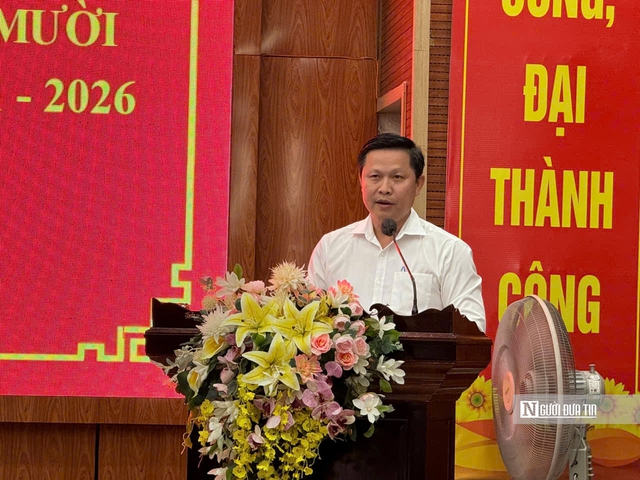 Bí thư Thành ủy Tp.HCM tiếp xúc cử tri, ghi nhận nhiều ý kiến về đất đai - Ảnh 3.