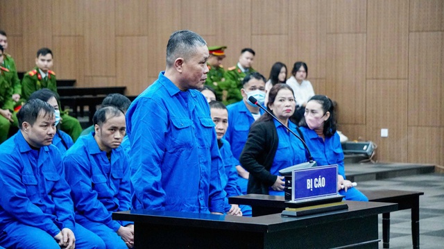 "Chạy án" hoãn phiên toà để ăn nốt cái Tết- Ảnh 2. "Chạy án" hoãn phiên toà để ăn nốt cái Tết- Ảnh 2.