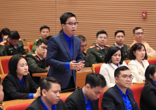 Chủ tịch H&agrave; Nội: Thanh ni&ecirc;n cần l&agrave; lực lượng đi đầu trong tiếp cận, l&agrave;m chủ c&ocirc;ng nghệ mới- Ảnh 3.