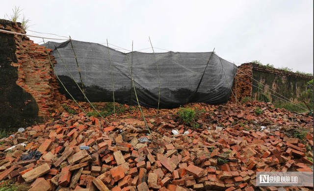 Huế chi “khẩn” bao nhiêu tiền để phục hồi đoạn tường Hoàng Thành bị sập đổ?- Ảnh 1. Huế chi “khẩn” bao nhiêu tiền để phục hồi đoạn tường Hoàng Thành bị sập đổ?- Ảnh 1.