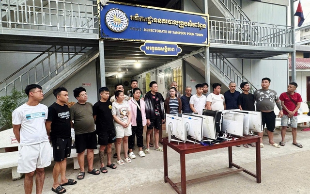 Phá đường dây lừa đảo 7.500 tỷ đồng, gần 3.000 người Việt sập bẫy - Ảnh 1.