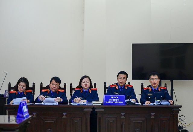 Cựu Ph&oacute; Chủ nhiệm Văn ph&ograve;ng Quốc hội vẫn được đề nghị giảm &aacute;n - Ảnh 2.