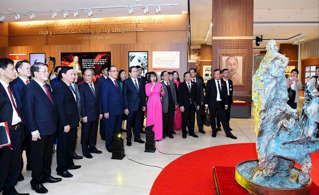 Khai trương "ngân hàng ký ức" Quốc hội Việt Nam- Ảnh 2.