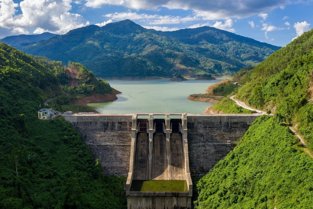 Cần nhìn nhận thấu đáo về thủy điện - Ảnh 1.