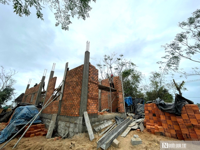 Ghi từ &ldquo;chiến dịch Quang Trung&rdquo; thần tốc x&acirc;y nh&agrave;, dựng niềm tin sau b&atilde;o lũ - Kỳ 1: X&acirc;y nh&agrave;, vẽ lại nụ cười nơi "rốn lũ"- Ảnh 13.