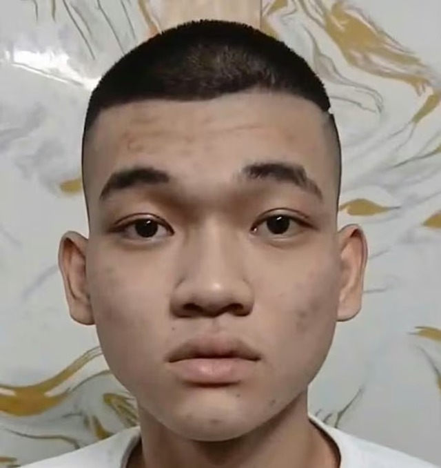 Kiểm tra căn nh&agrave; trong đ&ecirc;m, ph&aacute;t hiện b&iacute; mật của 2 người đ&agrave;n &ocirc;ng c&ugrave;ng 1 c&ocirc; g&aacute;i - Ảnh 3.