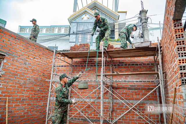 Ghi từ &ldquo;Chiến dịch Quang Trung&rdquo; thần tốc - Kỳ 3: Chạy đua lo chỗ ở an d&acirc;n- Ảnh 15.