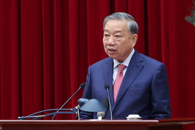 To&agrave;n văn ph&aacute;t biểu Khai mạc Hội nghị lần thứ 15 Ban Chấp h&agrave;nh Trung ương Đảng kh&oacute;a XIII - Ảnh 1.