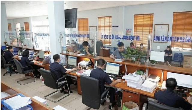 Hải quan nỗ lực tập trung nguồn lực đồng h&agrave;nh hỗ trợ c&ugrave;ng doanh nghiệp ph&aacute;t triển - Ảnh 1.