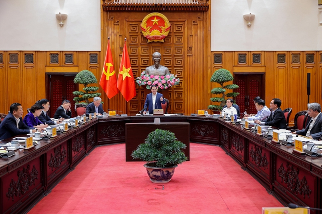 Chỉ đạo mới của Thủ tướng về lựa chọn phương thức đầu tư đường sắt tốc độ cao Bắc - Nam - Ảnh 1.