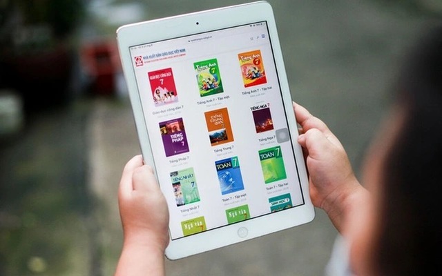 NXB Gi&aacute;o dục Việt Nam ti&ecirc;n phong tạo ra nhiều sản phẩm học liệu số - Ảnh 2.