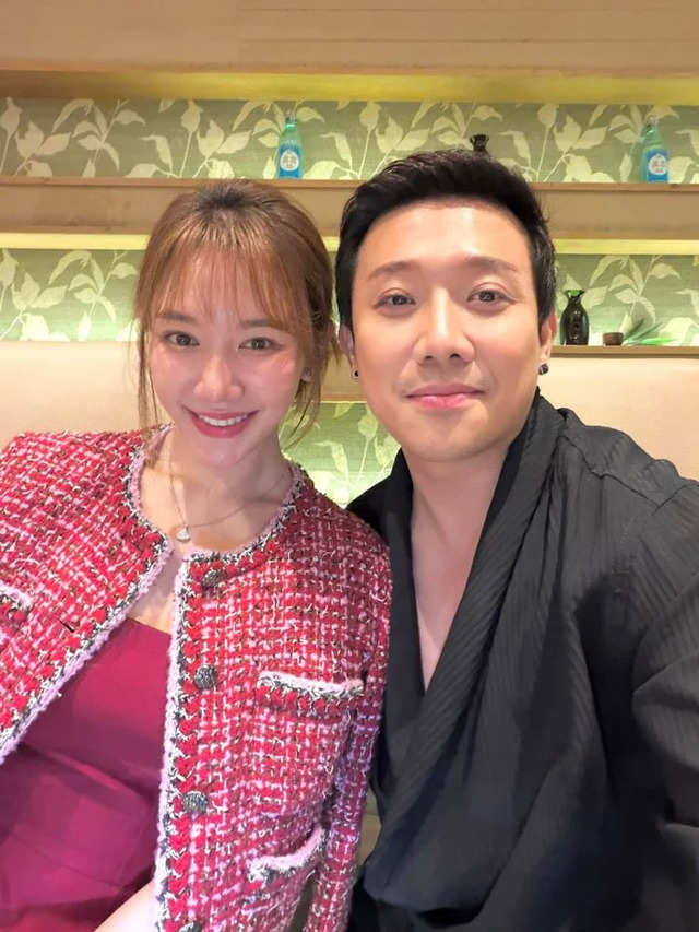 Nam MC nổi tiếng Vbiz: Thừa nhận đ&atilde; l&eacute;n k&yacute; hợp đồng h&ocirc;n nh&acirc;n suốt gần 1 thập kỷ - Ảnh 1.