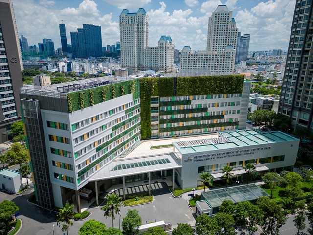 10 năm Vinmec Central Park: Từ bệnh viện quốc tế đến kh&aacute;t vọng kiến tạo m&ocirc; h&igrave;nh &ldquo;y học dựa tr&ecirc;n gi&aacute; trị&rdquo; - Ảnh 1.