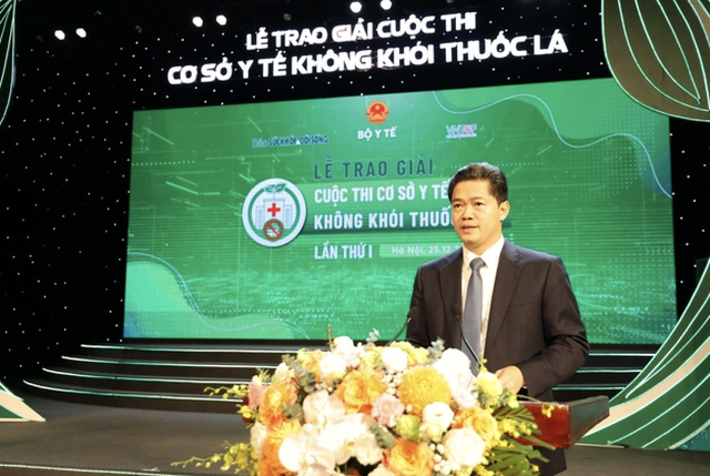 Kh&ocirc;ng kh&oacute;i thuốc l&aacute; trở th&agrave;nh ti&ecirc;u ch&iacute; thi đua trong bệnh viện - Ảnh 1.