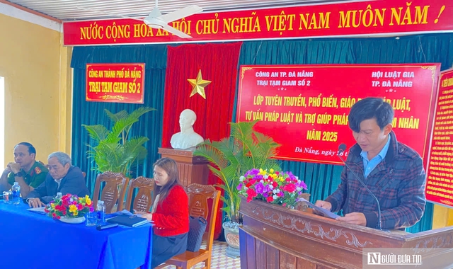 Đ&agrave; Nẵng: Đến trại giam tuy&ecirc;n truyền ph&aacute;p luật x&oacute;a &aacute;n t&iacute;ch, mở lối ho&agrave;n lương cho phạm nh&acirc;n- Ảnh 1.