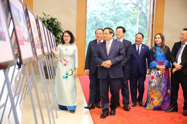 "Văn h&oacute;a phải ngấm s&acirc;u, thẩm thấu v&agrave;o tư duy v&agrave; h&agrave;nh động"- Ảnh 1.