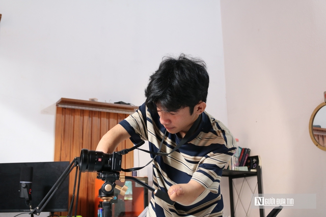 Ch&agrave;ng trai genZ mồ c&ocirc;i, gặp biến cố mất 2 tay, truyền th&ocirc;ng điệp t&iacute;ch cực qua từng video- Ảnh 5.
