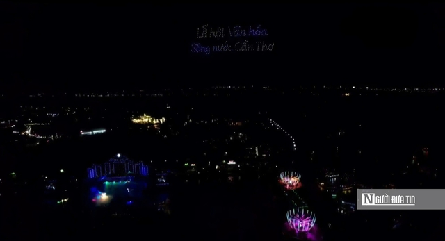 Biển người đổ về xem lễ hội giữa l&ograve;ng T&acirc;y Đ&ocirc;- Ảnh 11.