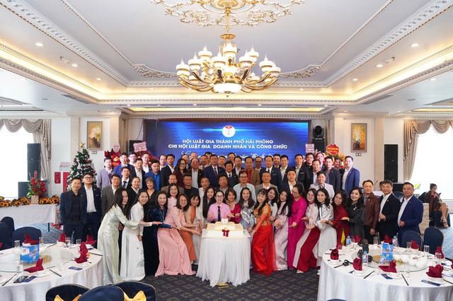 Chi hội Luật gia Doanh nh&acirc;n v&agrave; C&ocirc;ng chức Hải Ph&ograve;ng: Dấu ấn 10 năm đồng h&agrave;nh c&ugrave;ng ph&aacute;p luật- Ảnh 4.
