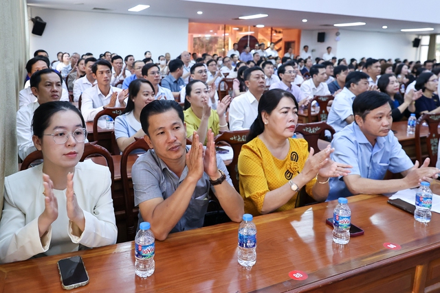 Dự kiến đầu tư gần 700.000 tỷ đồng cho y tế v&agrave; gi&aacute;o dục trong 10 năm tới - Ảnh 2.