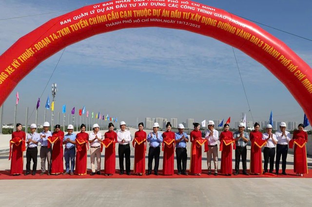 TP.HCM thúc tiến độ dự án Vành đai 3, Vinhomes Grand Park sẵn sàng cho giai đoạn tăng trưởng mới - Ảnh 1.