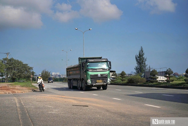 Đ&agrave; Nẵng: Siết kiểm tra xe ben chạy ẩu tr&ecirc;n tuyến H&ograve;a Cầm l&ecirc;n cao tốc La Sơn &ndash; T&uacute;y Loan- Ảnh 1.