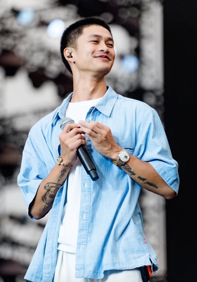 Nữ ca sĩ Bắc Bling "c&agrave;n qu&eacute;t" đề cử L&agrave;n S&oacute;ng Xanh 2025- Ảnh 8.