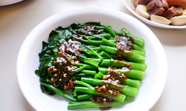 Loại rau được đ&aacute;nh gi&aacute; "tốt bậc nhất thế giới", ho&aacute; ra l&agrave; rau b&igrave;nh d&acirc;n ở Việt Nam, ra chợ l&agrave; thấy - Ảnh 3.