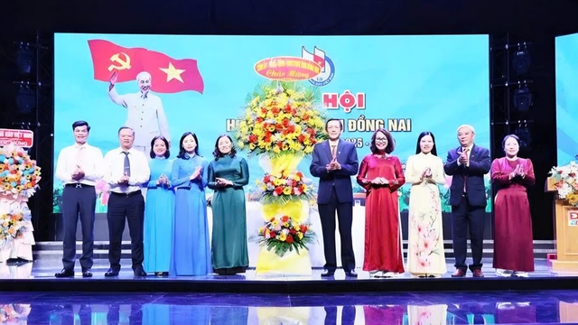 Đại hội lần thứ I Hội Nh&agrave; b&aacute;o tỉnh Đồng Nai: Định hướng ph&aacute;t triển b&aacute;o ch&iacute; trong kỷ nguy&ecirc;n số - Ảnh 2.