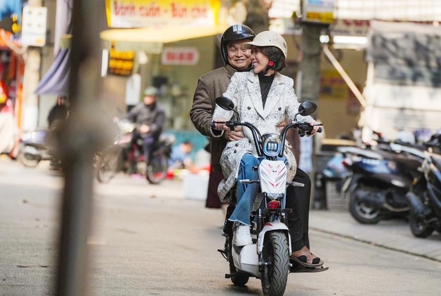 Hé lộ cát-xê gây bất ngờ của "vua hài đất Bắc" lần đầu đóng phim điện ảnh - Ảnh 3.