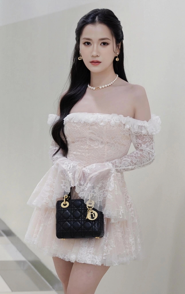 Sắc vóc gây sốt của nữ diễn viên Mang mẹ đi bỏ sau khi giảm 14kg ở tuổi 36 - Ảnh 9.