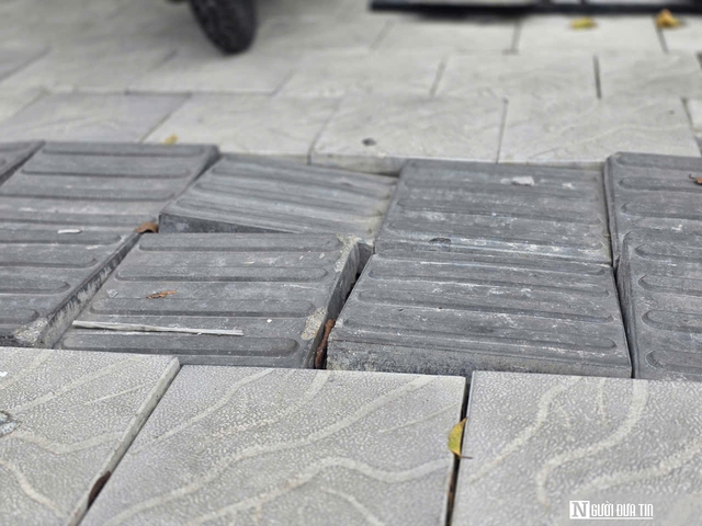 Vỉa hè lát đá nghìn tỷ đồng vừa xong đã gập ghềnh, Đà Nẵng chỉ đạo rà soát, xử lý dứt điểm- Ảnh 3.