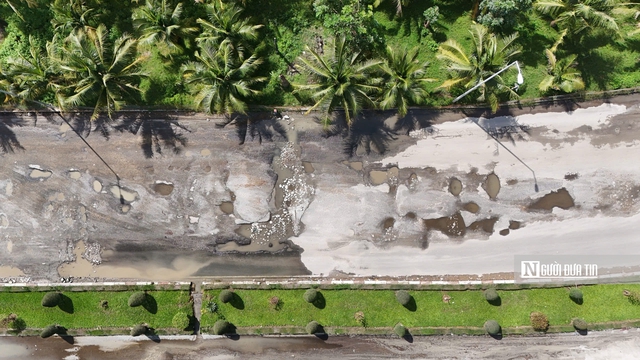 Đường huyết mạch khu kinh tế Dung Quất xuống cấp trầm trọng, dân Quảng Ngãi “nín thở” mỗi lần đi qua- Ảnh 2.