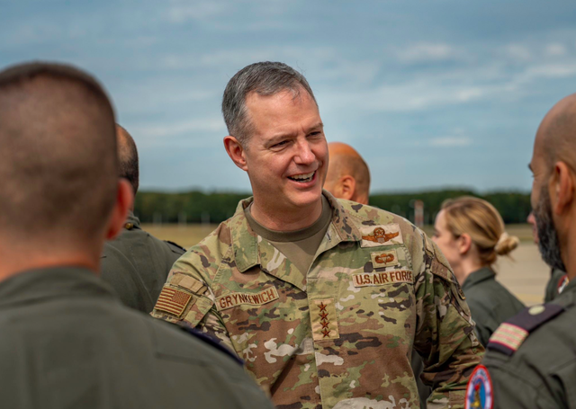 Tư lệnh NATO trấn an: Châu Âu vẫn ổn khi Mỹ giảm quân- Ảnh 1.