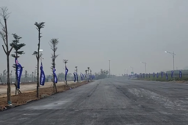 Khai thác trạm dừng nghỉ đầu tiên trên tuyến cao tốc Bắc - Nam qua Hà Tĩnh- Ảnh 2. Khai thác trạm dừng nghỉ đầu tiên trên tuyến cao tốc Bắc - Nam qua Hà Tĩnh- Ảnh 2.