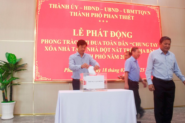 Hơn 93 triệu đồng ủng hộ kinh phí xóa nhà tạm, nhà dột nát năm 2025 ở Phan Thiết- Ảnh 2.