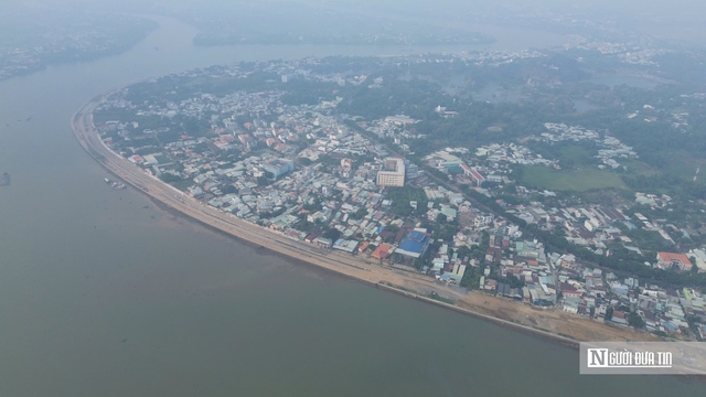 Cận cảnh đường ven sông Đồng Nai dài 5,2km làm hơn 3 năm chưa xong- Ảnh 1.