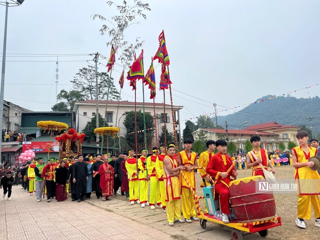 Đặc sắc Lễ hội Lồng Tông - ngày hội xuống đồng của dân tộc Tày tại Tuyên Quang- Ảnh 7.