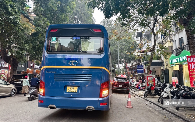 Tăng cường kiểm tra, xử lý xe khách trên 16 chỗ vào phố cổ Hà Nội- Ảnh 6.