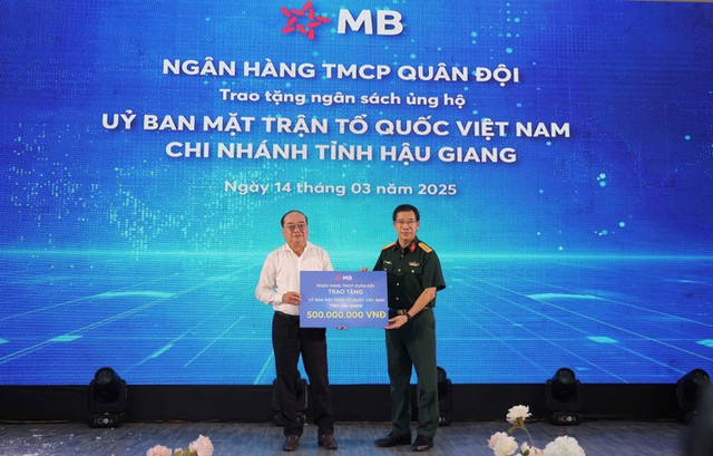 MB khai trương chi nhánh Hậu Giang, thúc đẩy tài chính số tại Đồng bằng sông Cửu Long- Ảnh 4.