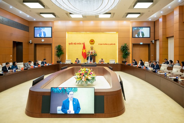 Ban Thường vụ Đảng uỷ Quốc hội họp về việc phục vụ sắp xếp tinh gọn bộ máy- Ảnh 1.