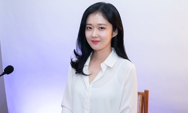 Jang Nara lần đầu chia sẻ bí kíp "cưa đổ" chồng kém 6 tuổi- Ảnh 2.