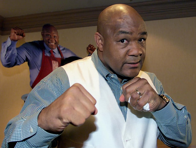 George Foreman là một trong những võ sĩ quyền anh vĩ đại nhất mọi thời đại. (Ảnh: Juda Ngwenya/Reuters)